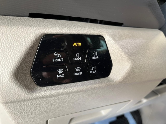 Volkswagen Multivan 2.0 TDI Lang T7