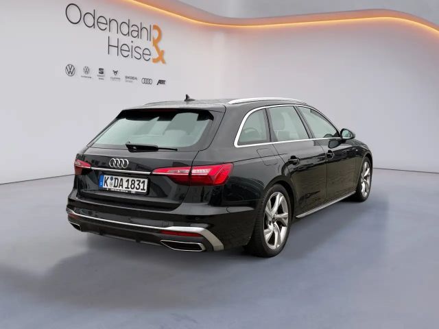 Audi A4 35 TDI Avant S-Line S-Tronic Sedan