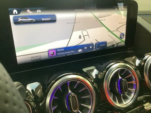 Mercedes-Benz B 220 4MATIC AMG Line