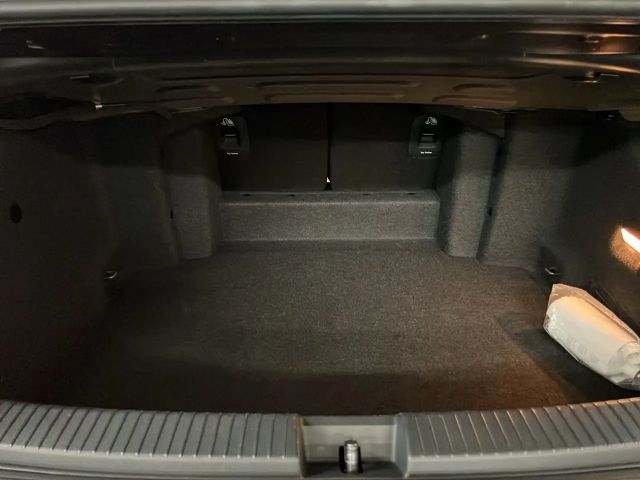 Volkswagen T-Roc 1.5 TSI Cabriolet R-Line