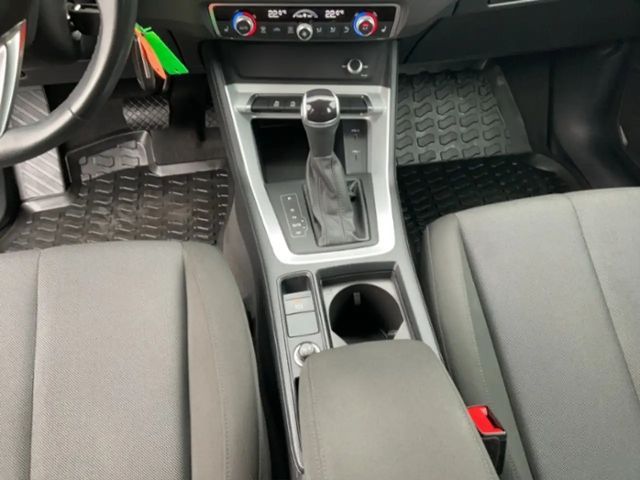 Audi Q3 35 TFSI S-Tronic