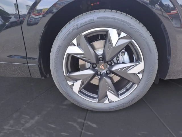 Cupra Terramar 1.5 e-Hybrid