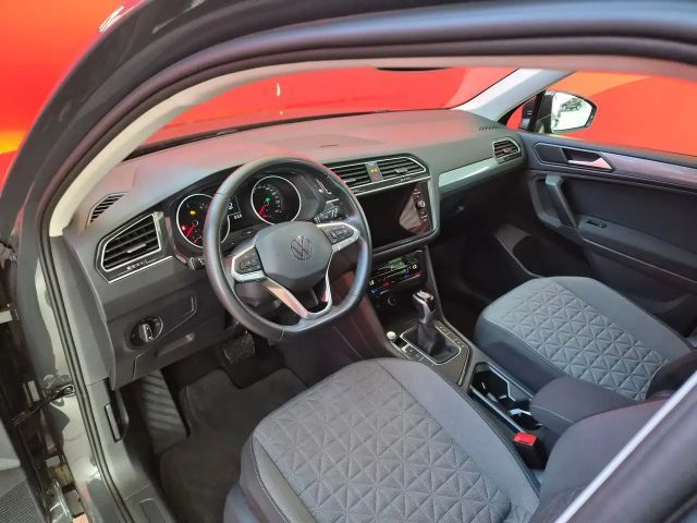 Volkswagen Tiguan DSG Life