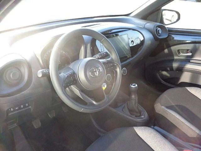 Toyota Aygo X Play VVT-i