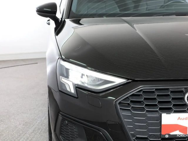 Audi A3 30 TDI Sedan