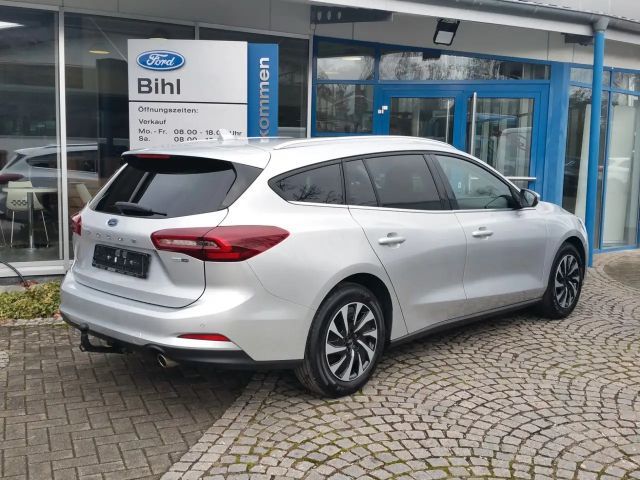 Ford Focus Titanium Wagon