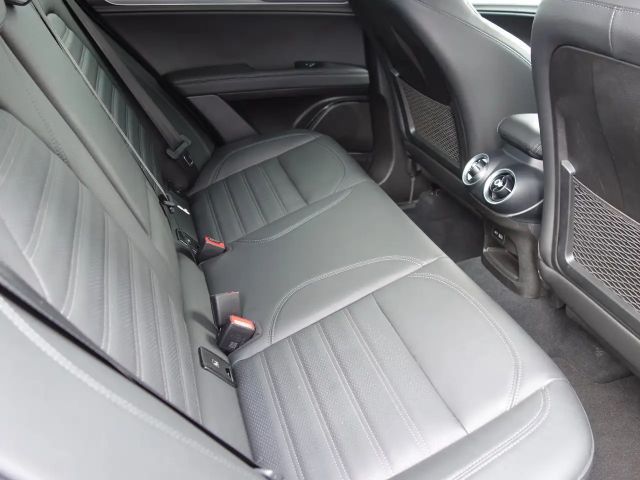 Alfa Romeo Stelvio Q4 Veloce