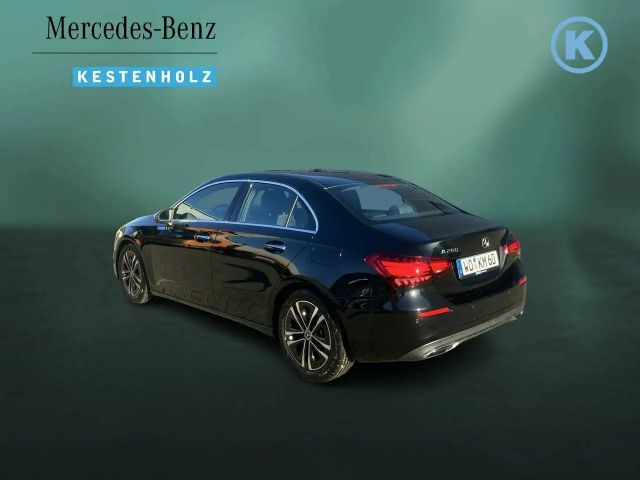Mercedes-Benz A 200 Progressive