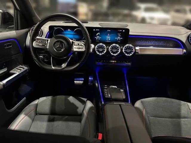 Mercedes-Benz EQB 300 4MATIC AMG Line