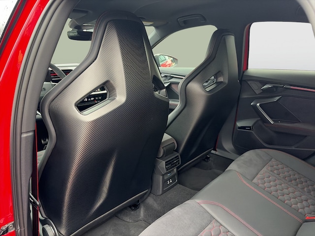 Audi RS3 Quattro S-Tronic Sedan