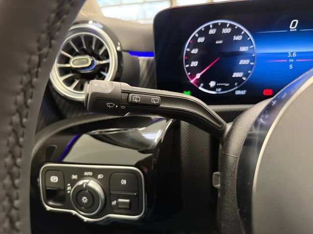 Mercedes-Benz A 180 Hatchback