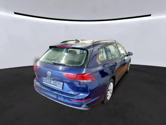 Volkswagen Golf 1.5 eTSI DSG Life Variant