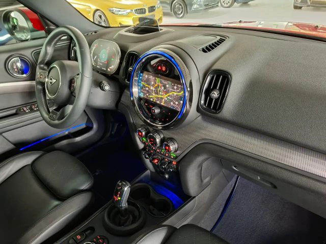 MINI Cooper Countryman Aut. Navi PanoDach E-Sitze-Leder HuD Yours Trim