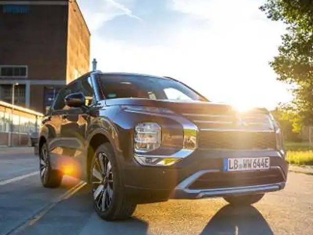 Mitsubishi Outlander PHEV