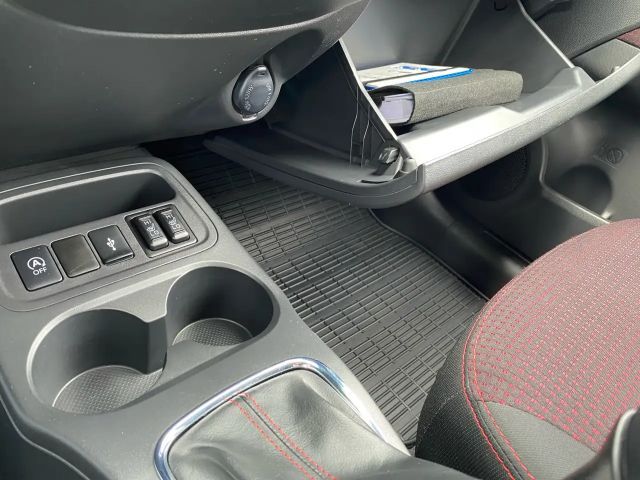 Mitsubishi Space Star Star