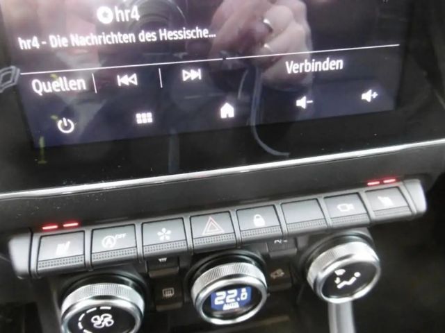 Renault Captur Intens TCe 140