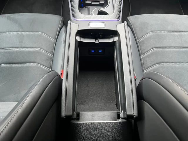 Mercedes-Benz E 220 AMG Line E 220 d Estate