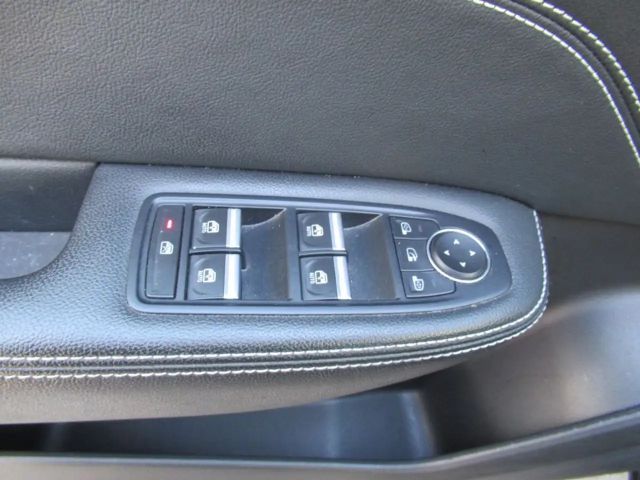 Renault Arkana E-Tech Intens