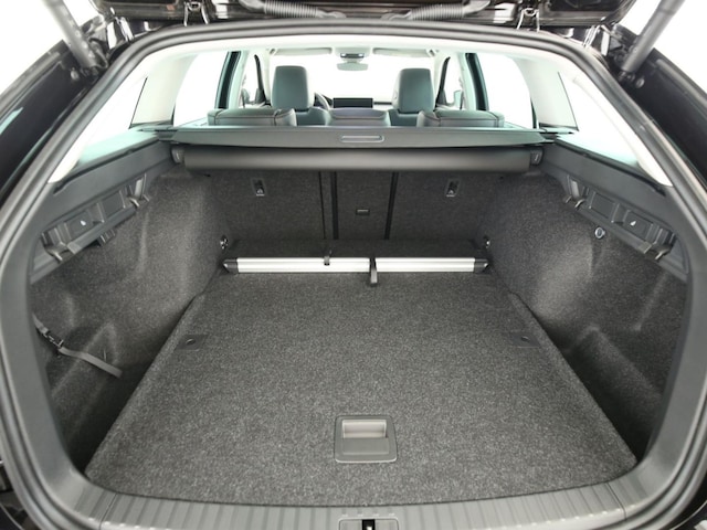 Skoda Octavia Combi Selection