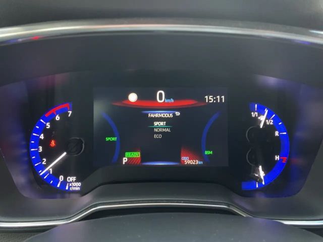 Toyota Corolla Hybride Team D