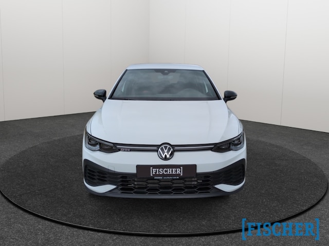 Volkswagen Golf 2.0 TSI DSG Golf VIII