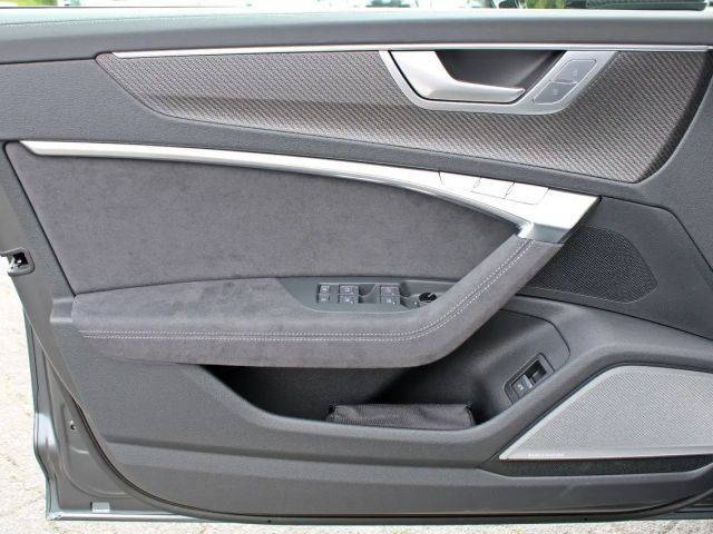 Audi RS6 PERF MATTEFFEKT B&O ADV. KERAMIK CARBON 305