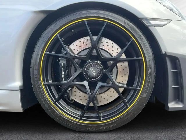 Porsche Cayman 718 RS