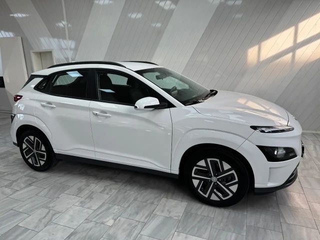 Hyundai Kona Electric Select