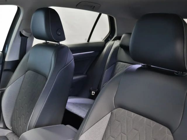 Volkswagen Golf 1.5 TSI DSG Golf VIII