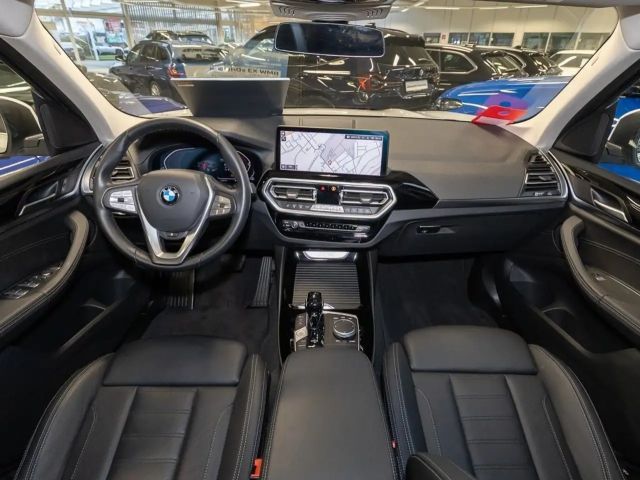 BMW X3 xDrive30i