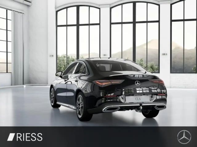 Mercedes-Benz CLA 220 4MATIC Coupé