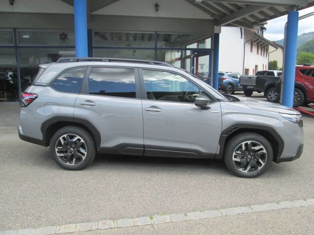 Subaru Forester Exclusive e-Boxer e-Boxer