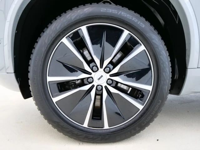 Volvo XC90 AWD Plus T8