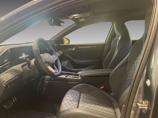 Volkswagen Passat 2.0 TDI R-Line Style