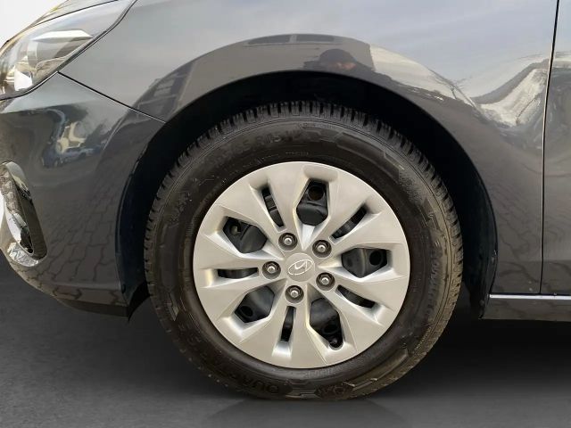 Hyundai i30 Hybrid Select