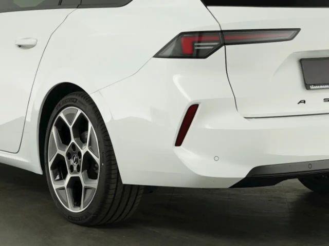 Opel Astra Sports Tourer Ultimate