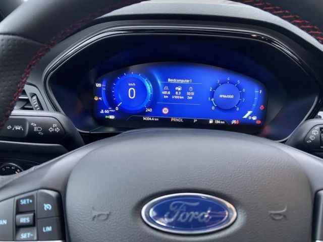 Ford Focus ST Line Wagon