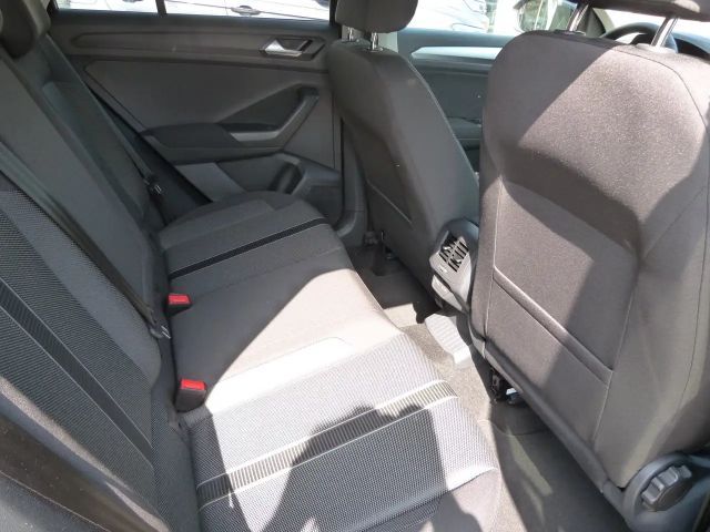Volkswagen T-Roc 1.5 TSI DSG Life