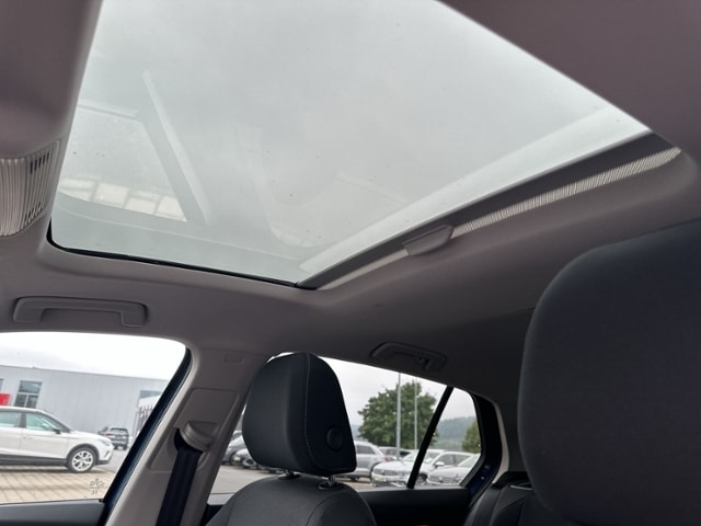 Volkswagen Golf 1.5 TSI Golf VIII