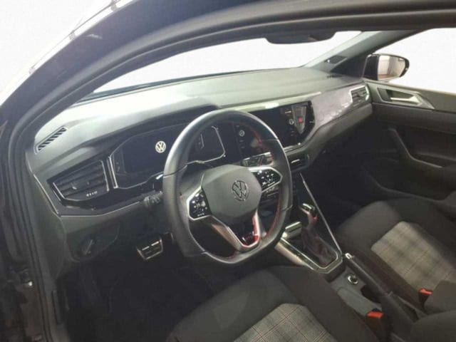 Volkswagen Polo 2.0 TSI DSG GTI