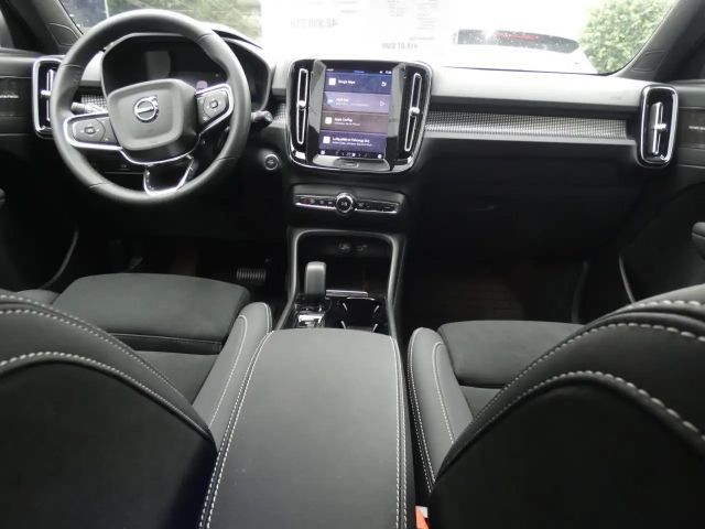 Volvo XC40 Dark Plus