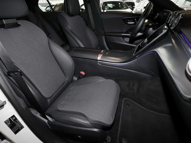 Mercedes-Benz C 220 AVANTGARDE C 220 d Sedan