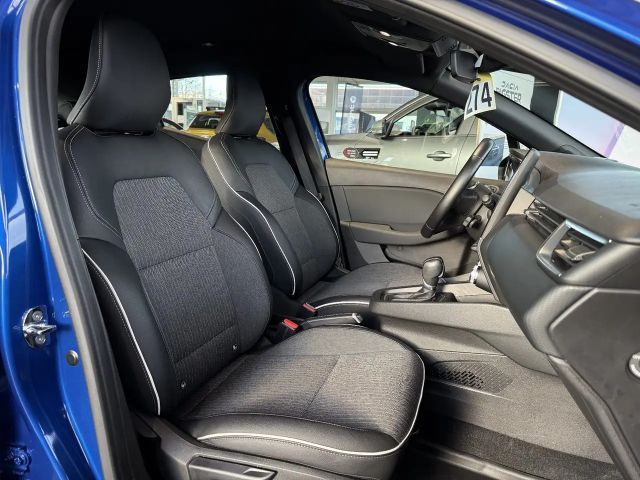 Renault Clio E-Tech Intens