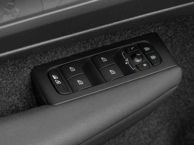 Volvo XC40 Plus Recharge