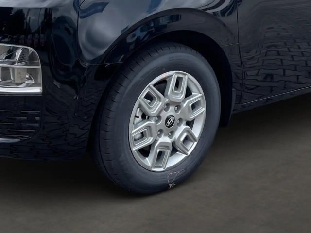 Hyundai Staria 9-SITZER AUTOM+LEDERSITZE+NAVI+EL.TÜREN&HECKKLAPPE