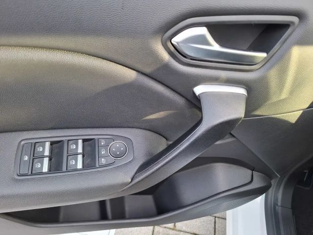 Renault Captur E-Tech Intens