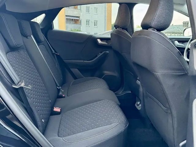 Ford Puma EcoBoost Titanium