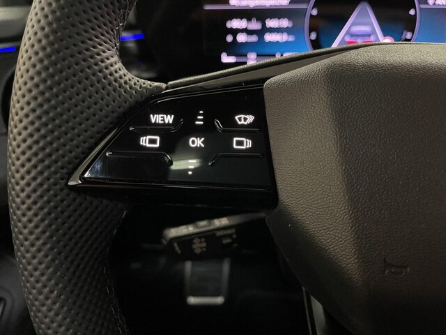 Audi A6 Avant Quattro S-Tronic