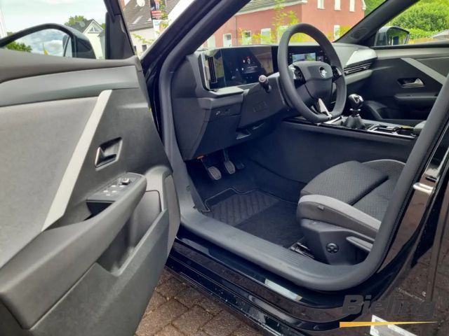 Opel Astra 1.2 Turbo Edition Turbo