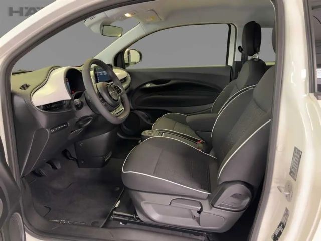 Fiat 500e Neuer 500 Kamera PDC Klimaautomatik Sitzheizung